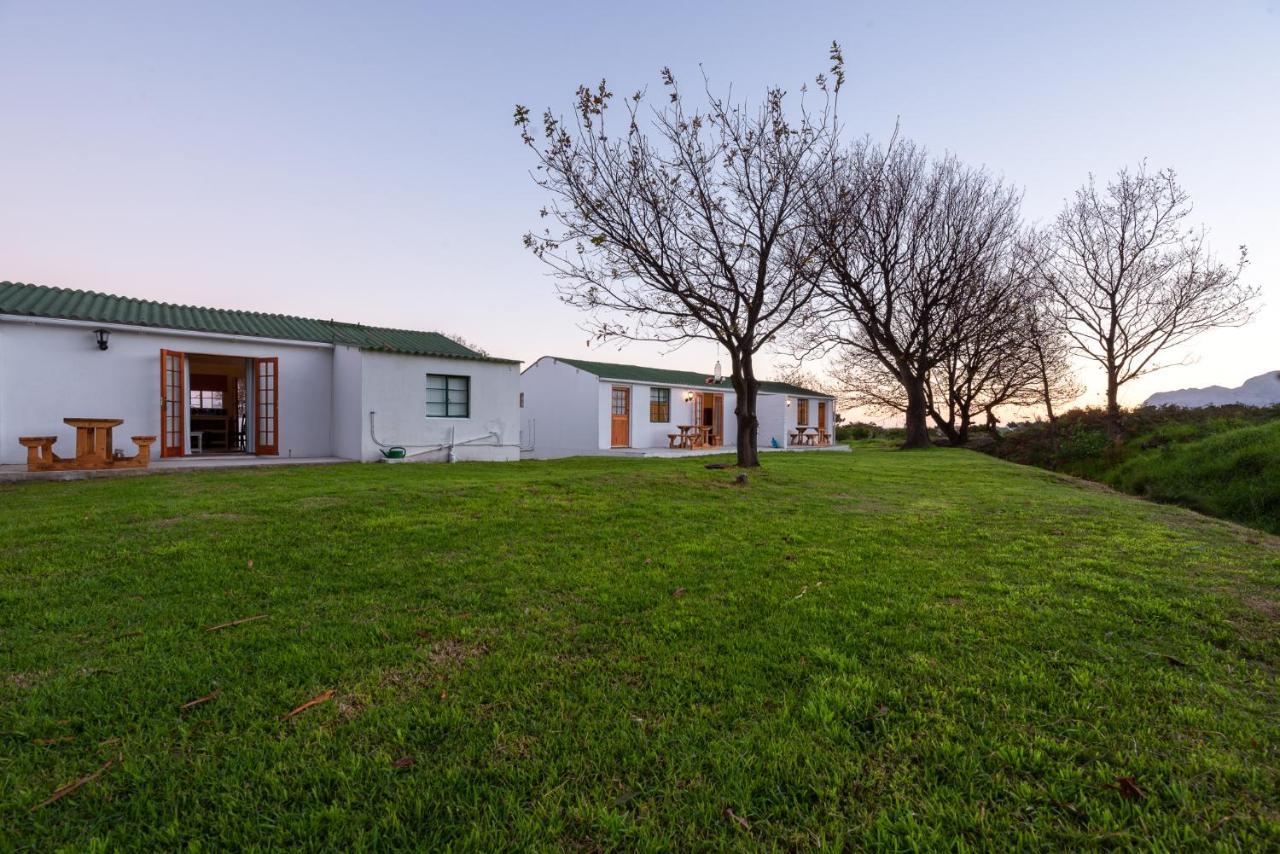 Honeyrock Cottages Kleinmond Exterior photo