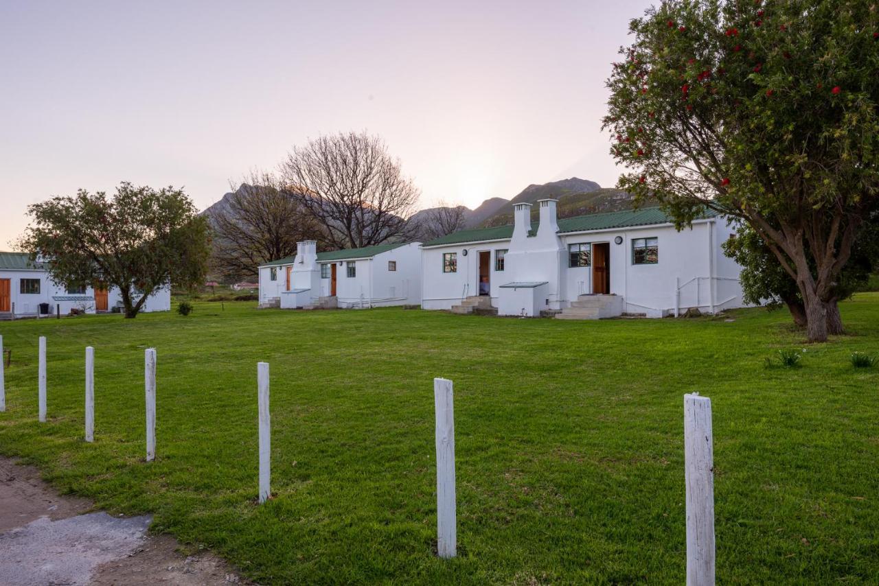 Honeyrock Cottages Kleinmond Exterior photo